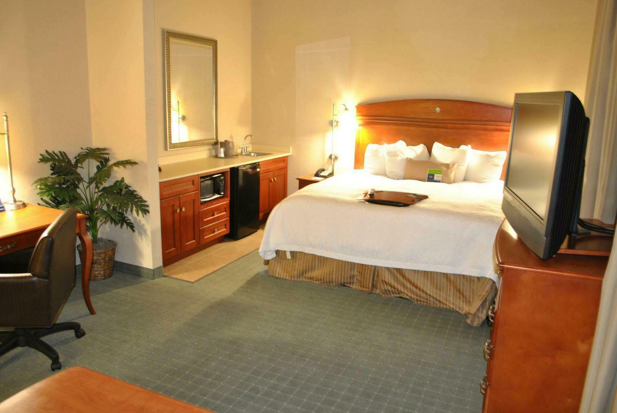 Hampton Inn & Suites Sherman Oaks Los Angeles Szoba fotó